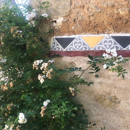 Bed and Breakfast Troglodyte loft Thoré-la-Rochette Exterior foto