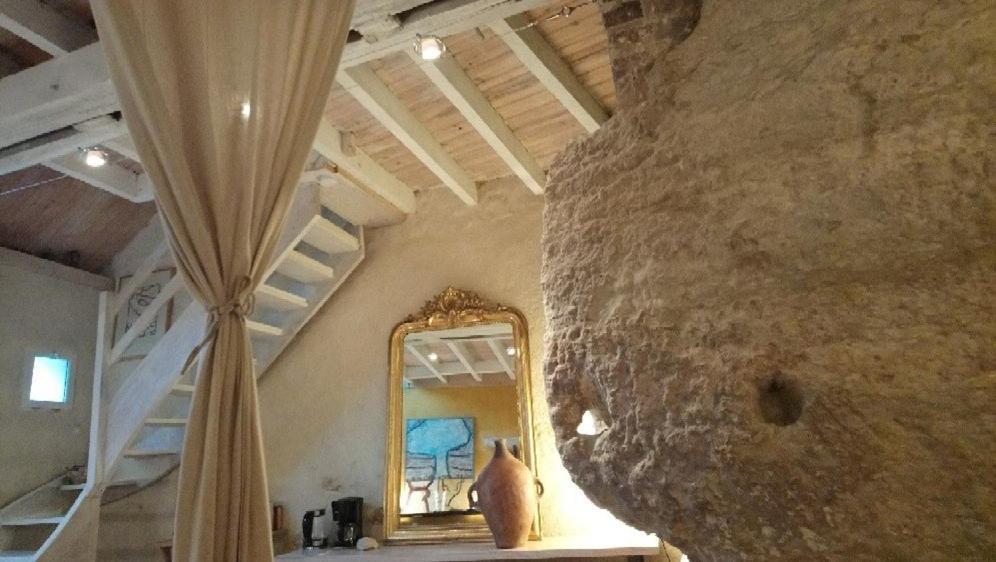 Bed and Breakfast Troglodyte loft Thoré-la-Rochette Exterior foto