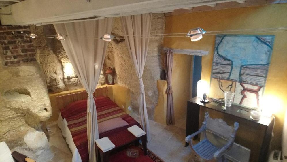 Bed and Breakfast Troglodyte loft Thoré-la-Rochette Exterior foto