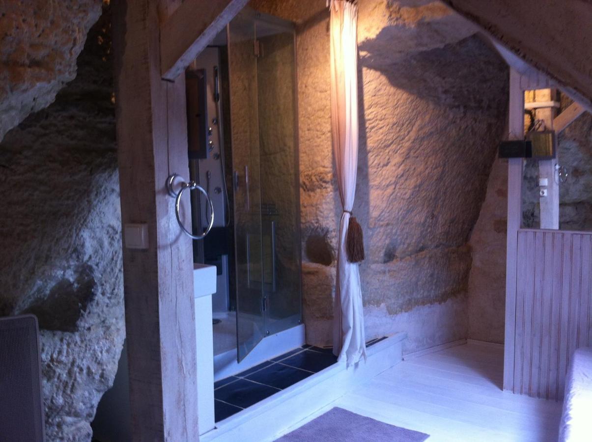 Bed and Breakfast Troglodyte loft Thoré-la-Rochette Exterior foto