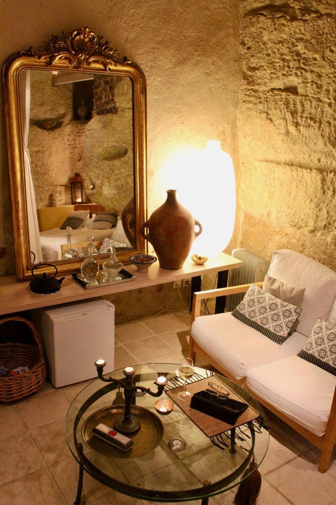 Bed and Breakfast Troglodyte loft Thoré-la-Rochette Exterior foto
